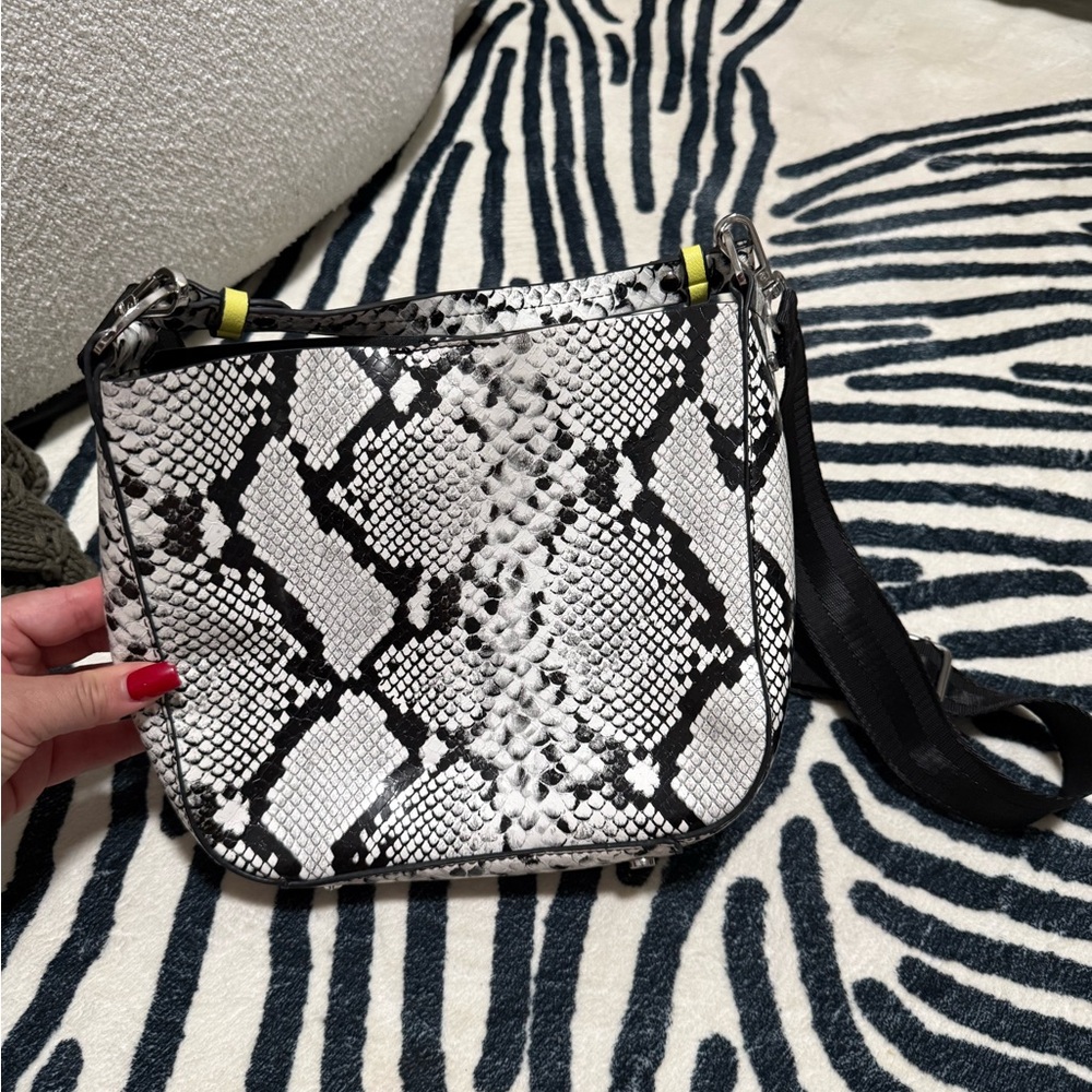Zara Black and White Snake Print Crossbody Bag - Picture 2 of 3